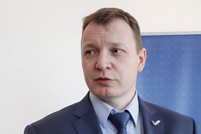 Слово не воробей: как депутат Хурала Игорь Марковец советы сиротам раздавал