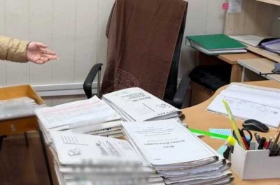Сотрудников администрации Сак арестовали по делу о взятках при оформлении соцконтрактов для бизнеса