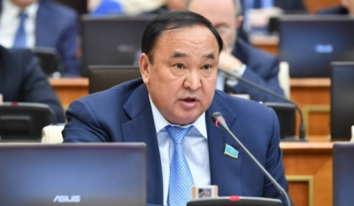 Балабиев заявил, что его связи в &laquo;Роскосмосе&raquo; убедительнее любого экзамена